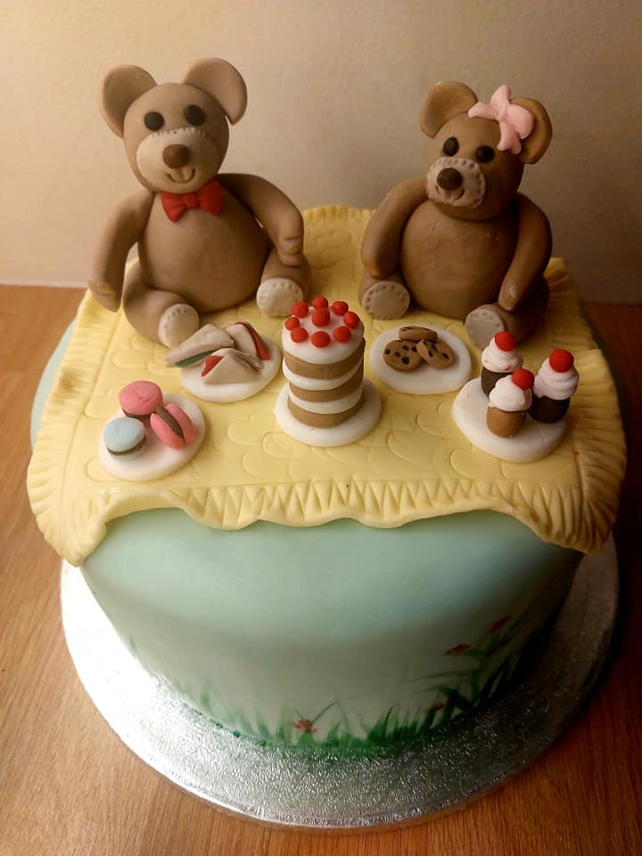 picture of fondant teddy bears